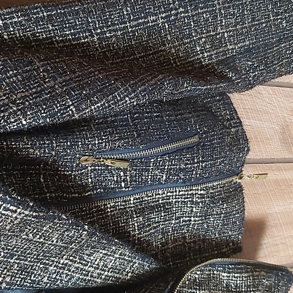 Jacket - Picture 3 of 5